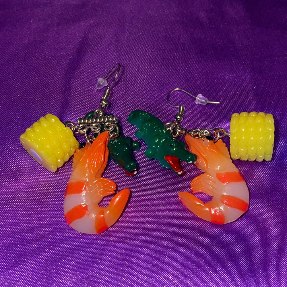 GUMBO EARRINGS Nola Mardi Gras New Orleans Crazy Funny Charm Gator Louisiana